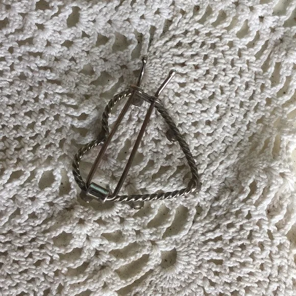 Vintage heart hair pin boho festival cowgirl silver tone whimsical Easter day - Picture 4 of 4